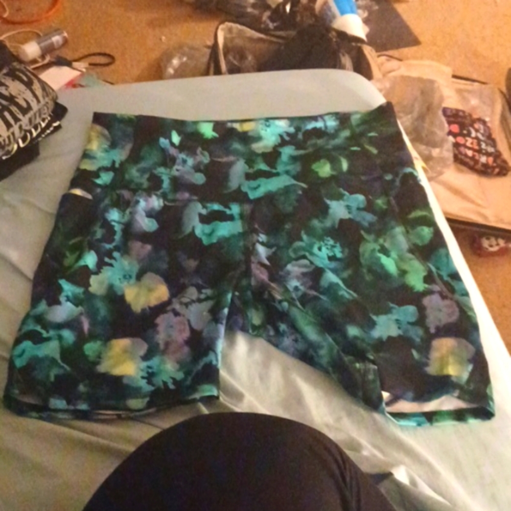 Womens all in motion teal mist athletic shorts mad